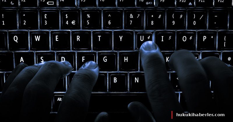 Yorumlarını Sildiren Altaylı'ya Ekşi Sözlük Yazarlarından Tepki Yağıyor